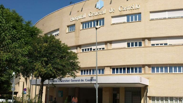 Cocemfe Castell Urge A Sanidad Una Soluci N Para Los Ascensores Del