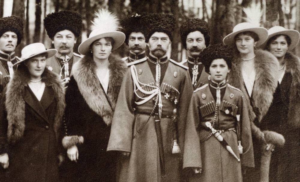 El zar Nicolás II y su familia: los auténticos Romanoff