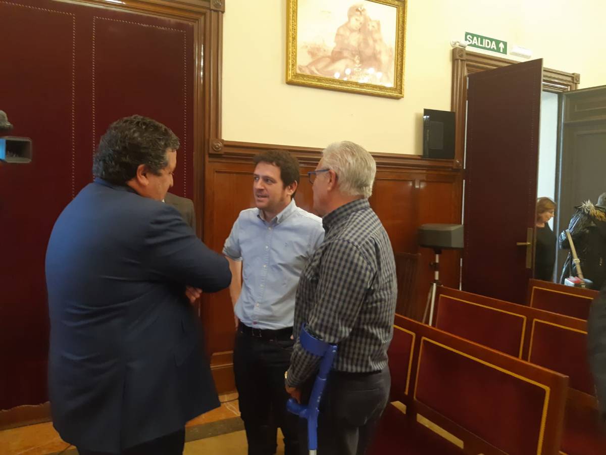El portavoz municipal de Compromís en Castellón, Ignasi Garcia, estuvo presente en la presentación del inicio de las obras.