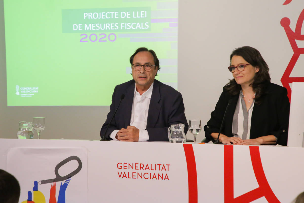 El conseller de Hacienda, Vicent Soler, y la vicepresidenta, Mónica Oltra. Foto: VP
