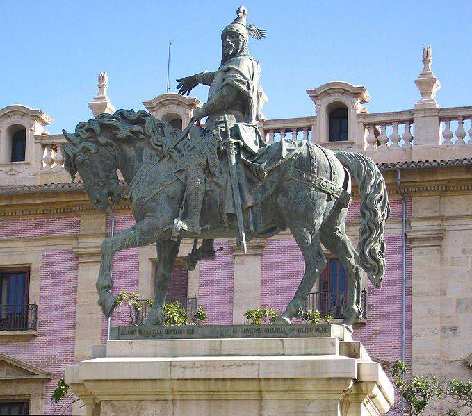 Estatua ecuestre dedicada a Jaume I.