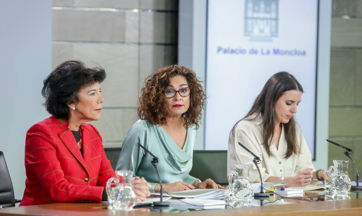 Las ministras Isabel Celaá, María Jesús Montero e Irene Montero. Foto: RICARDO RUBIO/EP