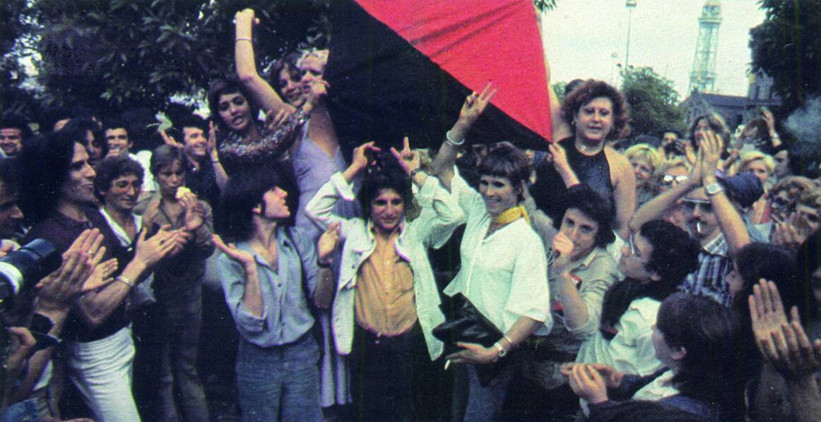 Manifestación de la Diada d’Alliberament Gai el 26 de junio de 1977 en Barcelona.
