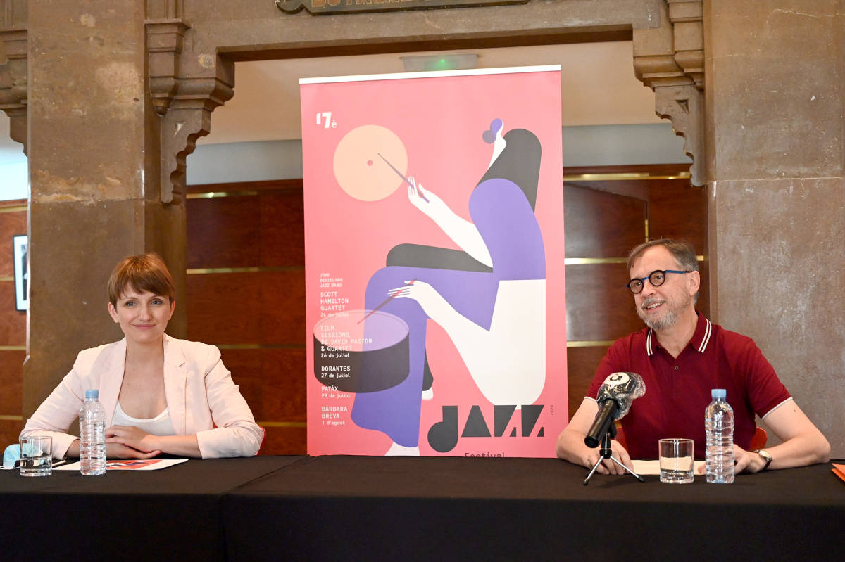 El cartel de la 17ª edición rinde homenaje al papel de la percusión. Diseñado por Juárez Casanova.