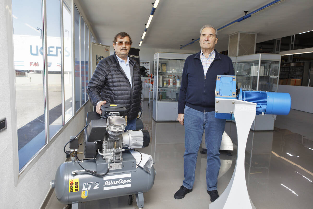 Francisco y Roberto Vila, pioneros e impulsores de Ucersa, en su actual establecimiento. (Foto: Antonio Pradas)
