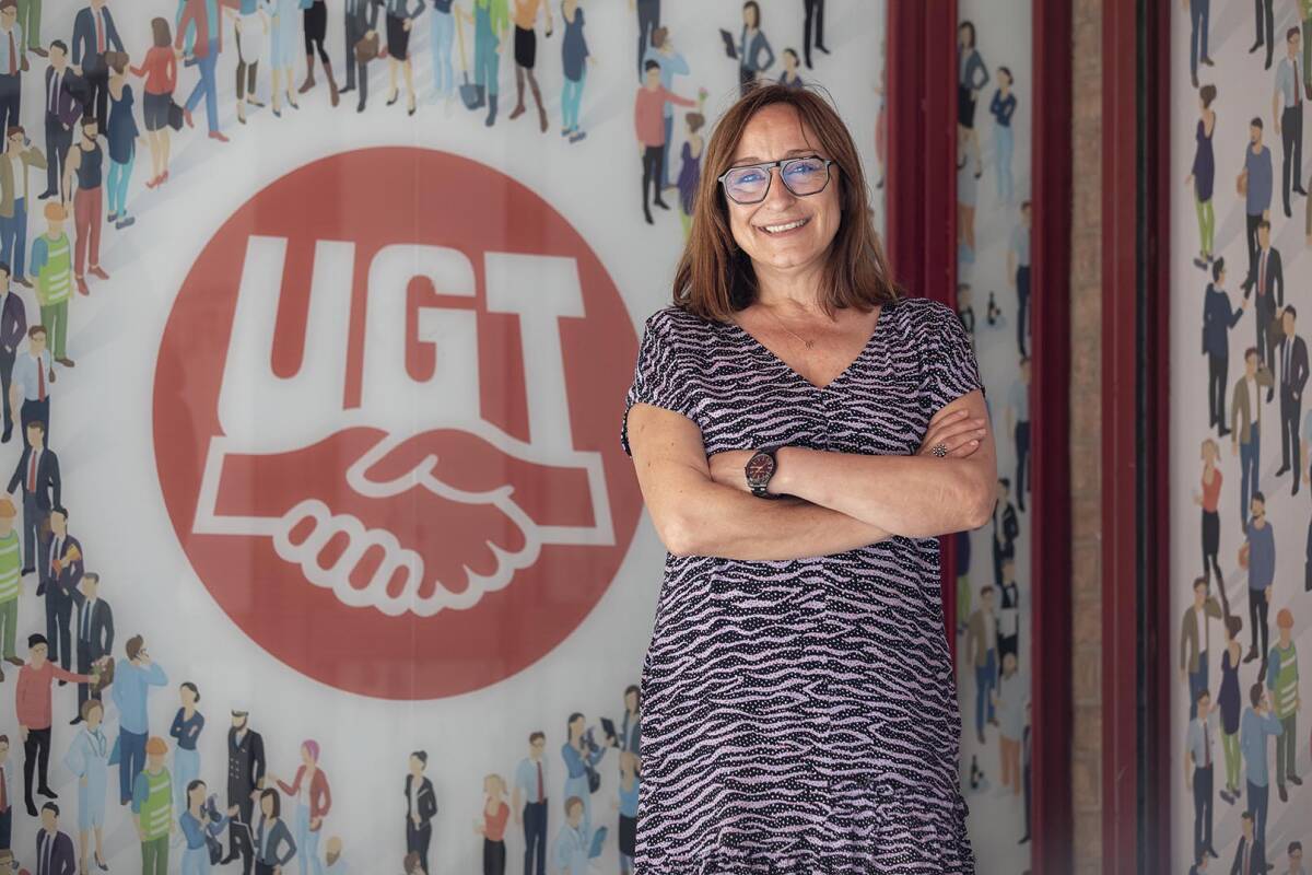 La secretaria general de la Fesp-UGT en la sede del sindicato en València. Foto: MARGA FERRER