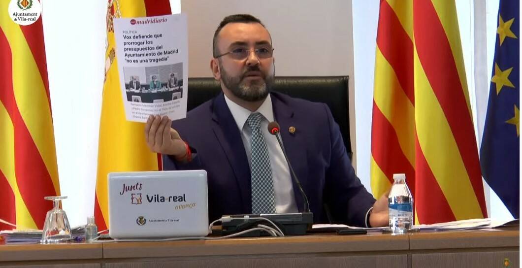 El alcalde José Benlloch, durante el debate sobre la enmienda a la totalidad presentada por Vox.