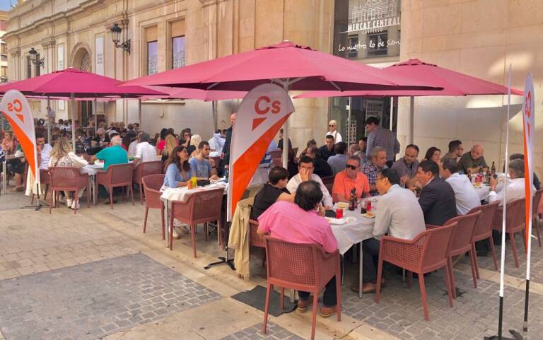 La cúpula de Ciudadanos se desplazó este sábado hasta Castelló para celebrar un almuerzo.