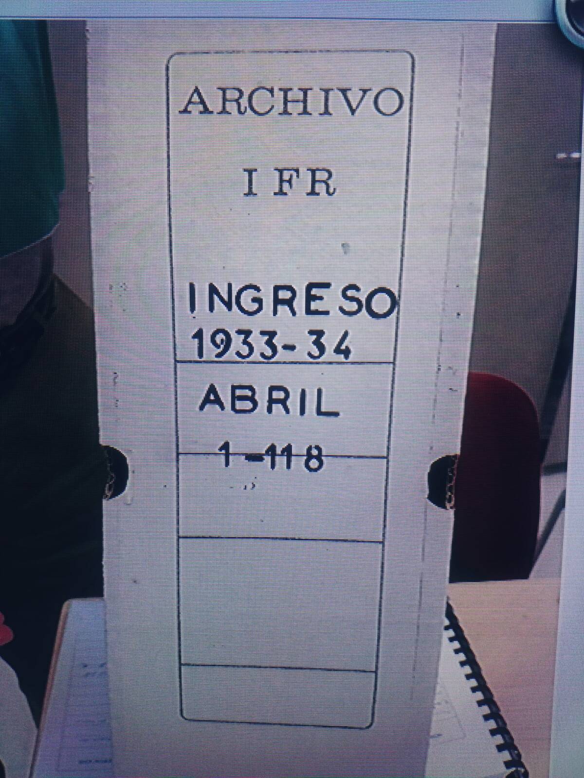 Archivo donde se guarda el expediente de Alós en el instituto Francisco Ribalta, donde cursó el Bachillerato.