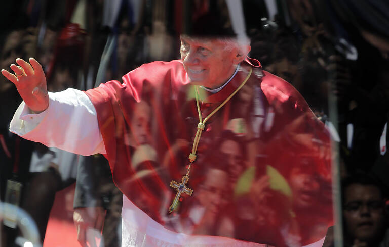 Benedicto XVI. Foto: MARTA FERNÁNDEZ/EP