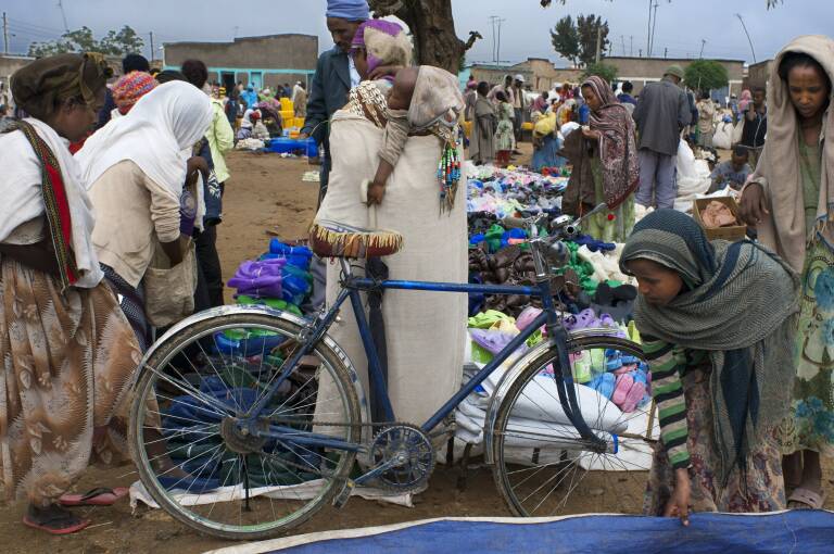 Un mercado en Tigray, Etiopía. Foto: SERGI REBOREDO/ZUMA PRESS/CONTACTOPHOTO