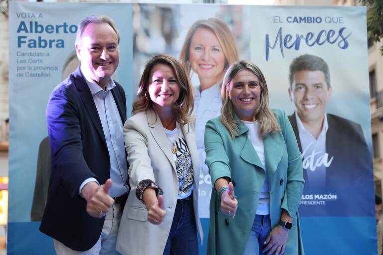 Los 'populares' Alberto Fabra, Begoña Carrasco y Marta Barrachina.