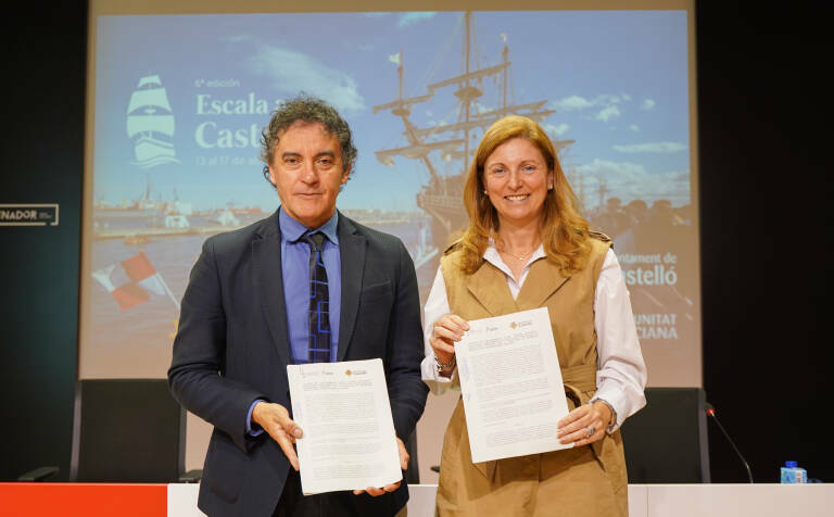 Frances Colomer y Amparo Marco, en la presentación de la última edición de Escala a Castelló.