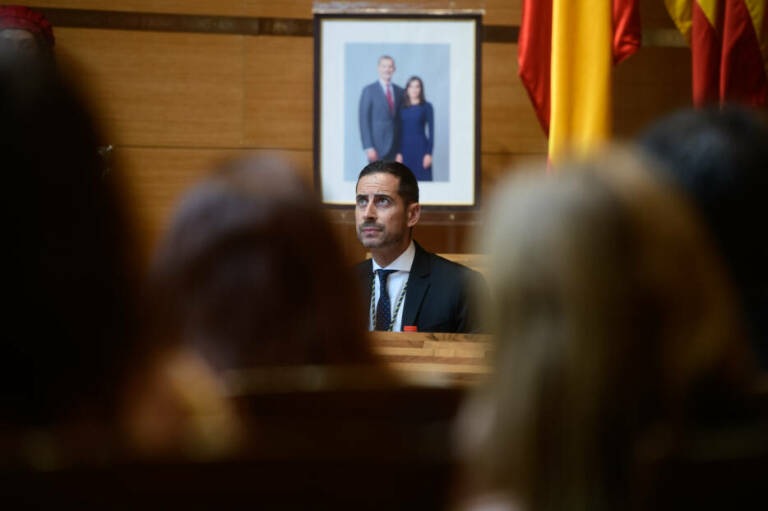 Bielsa en el pleno de constitución de la Diputación de Valencia. Foto: KIKE TABERNER