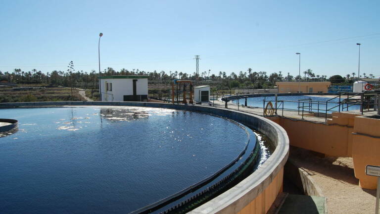 Todas las plantas de tratamiento de aguas residuales se localizan en municipios de menos de 5.000 habitantes.
