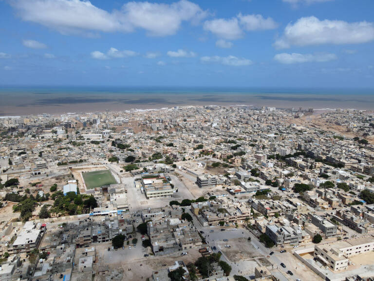 Ciudad de Derna, en el este de Libia, tras las inundaciones. Foto: EUROPA PRESS/CONTACTO/RAFAA FAKHRI 
