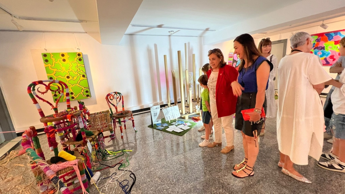 Girls and boys from Benicà will flood the Sala Escena with artwork with their very own works till June 30